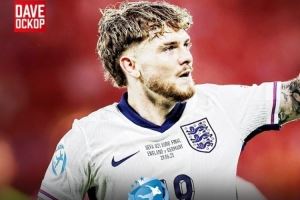 当选U21欧洲杯赛事MVP！埃利奥特是英格兰历史第3人